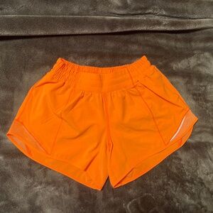 Lululemon Hottie Hot 4” tall